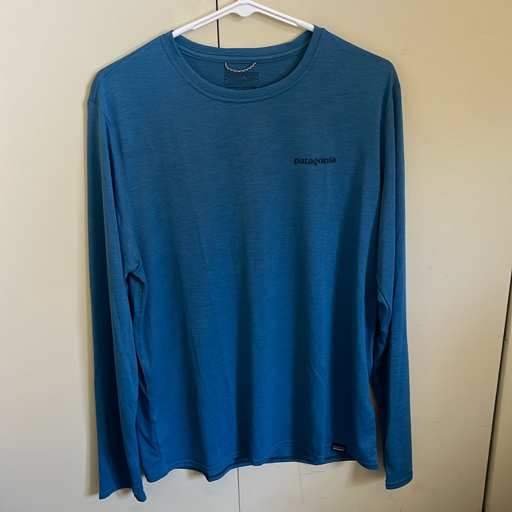 NWOT Patagonia Capilene Cool Daily Long Sleeve Shirt w/ Graphic, Men’s Medium
